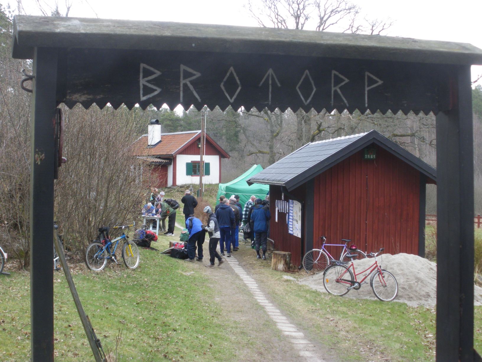 fo090422orbrotorp1003a.JPG